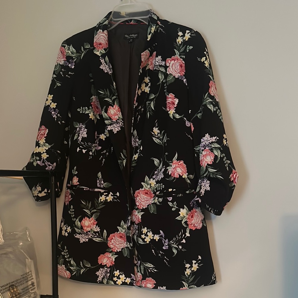 Miss Selfridge Floral Black and Pink Blazer - PRELOVED